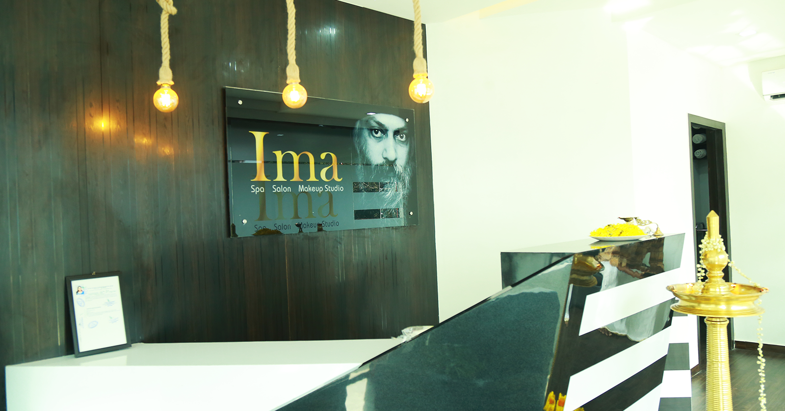 Ima Beauty Parlour And Beauty Spa in Irinjalakuda and Perinjanam, Thrissur. Beauty saloon, Beauty Clinic, Services - Bridal Makeup, Wedding makeup, PEDICURE, MANICURE, Nail Art, Full body waxing, Hair Colouring, Hair styling, Pimple Treatment, Hair Spa, Hair treatment