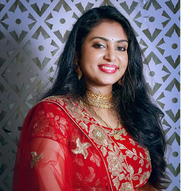 Ima Beauty Parlour And Beauty Spa in Irinjalakuda and Perinjanam, Thrissur. Beauty saloon, Beauty Clinic, Services - Bridal Makeup, Wedding makeup, PEDICURE, MANICURE, Nail Art, Full body waxing, Hair Colouring, Hair styling, Pimple Treatment, Hair Spa, Hair treatment