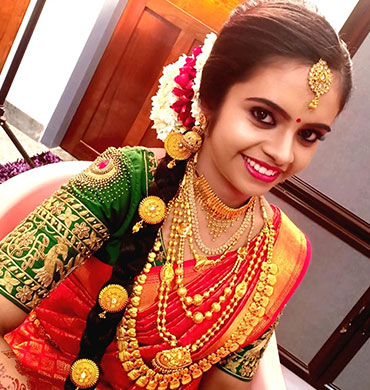 Ima Beauty Parlour And Beauty Spa in Irinjalakuda and Perinjanam, Thrissur. Beauty saloon, Beauty Clinic, Services - Bridal Makeup, Wedding makeup, PEDICURE, MANICURE, Nail Art, Full body waxing, Hair Colouring, Hair styling, Pimple Treatment, Hair Spa, Hair treatment