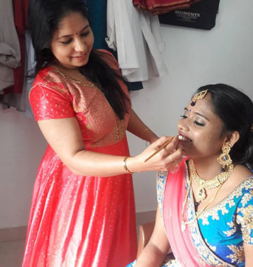 Ima Beauty Parlour And Beauty Spa in Irinjalakuda and Perinjanam, Thrissur. Beauty saloon, Beauty Clinic, Services - Bridal Makeup, Wedding makeup, PEDICURE, MANICURE, Nail Art, Full body waxing, Hair Colouring, Hair styling, Pimple Treatment, Hair Spa, Hair treatment