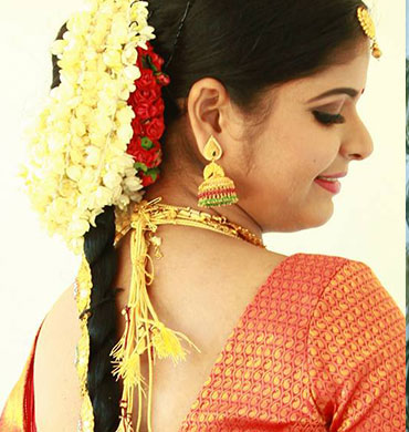 Ima Beauty Parlour And Beauty Spa in Irinjalakuda and Perinjanam, Thrissur. Beauty saloon, Beauty Clinic, Services - Bridal Makeup, Wedding makeup, PEDICURE, MANICURE, Nail Art, Full body waxing, Hair Colouring, Hair styling, Pimple Treatment, Hair Spa, Hair treatment