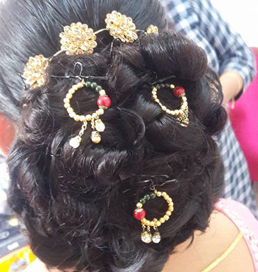 Ima Beauty Parlour And Beauty Spa in Irinjalakuda and Perinjanam, Thrissur. Beauty saloon, Beauty Clinic, Services - Bridal Makeup, Wedding makeup, PEDICURE, MANICURE, Nail Art, Full body waxing, Hair Colouring, Hair styling, Pimple Treatment, Hair Spa, Hair treatment