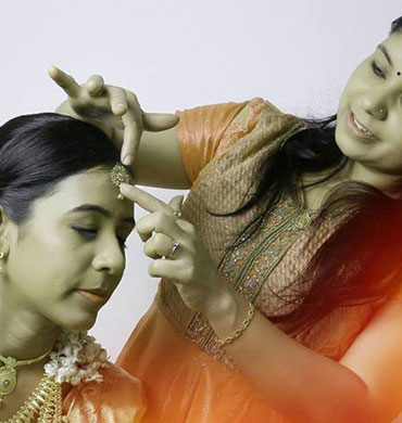 Ima Beauty Parlour And Beauty Spa in Irinjalakuda and Perinjanam, Thrissur. Beauty saloon, Beauty Clinic, Services - Bridal Makeup, Wedding makeup, PEDICURE, MANICURE, Nail Art, Full body waxing, Hair Colouring, Hair styling, Pimple Treatment, Hair Spa, Hair treatment