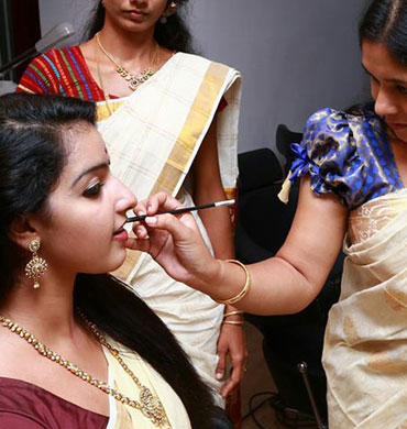 Ima Beauty Parlour And Beauty Spa in Irinjalakuda and Perinjanam, Thrissur. Beauty saloon, Beauty Clinic, Services - Bridal Makeup, Wedding makeup, PEDICURE, MANICURE, Nail Art, Full body waxing, Hair Colouring, Hair styling, Pimple Treatment, Hair Spa, Hair treatment