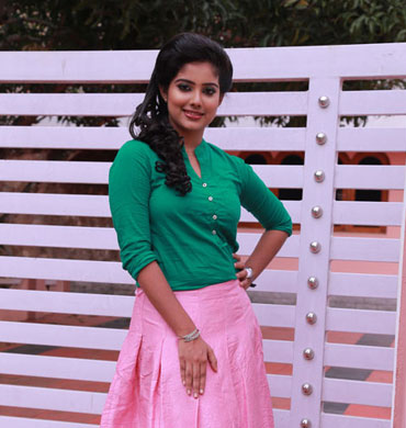 Ima Beauty Parlour And Beauty Spa in Irinjalakuda and Perinjanam, Thrissur. Beauty saloon, Beauty Clinic, Services - Bridal Makeup, Wedding makeup, PEDICURE, MANICURE, Nail Art, Full body waxing, Hair Colouring, Hair styling, Pimple Treatment, Hair Spa, Hair treatment