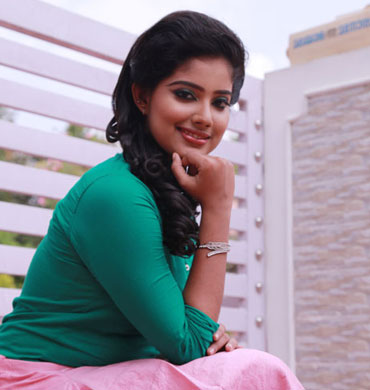 Ima Beauty Parlour And Beauty Spa in Irinjalakuda and Perinjanam, Thrissur. Beauty saloon, Beauty Clinic, Services - Bridal Makeup, Wedding makeup, PEDICURE, MANICURE, Nail Art, Full body waxing, Hair Colouring, Hair styling, Pimple Treatment, Hair Spa, Hair treatment