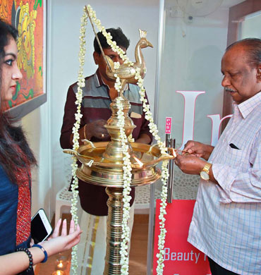 Ima Beauty Parlour And Beauty Spa in Irinjalakuda and Perinjanam, Thrissur. Beauty saloon, Beauty Clinic, Services - Bridal Makeup, Wedding makeup, PEDICURE, MANICURE, Nail Art, Full body waxing, Hair Colouring, Hair styling, Pimple Treatment, Hair Spa, Hair treatment