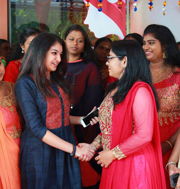 Ima Beauty Parlour And Beauty Spa in Irinjalakuda and Perinjanam, Thrissur. Beauty saloon, Beauty Clinic, Services - Bridal Makeup, Wedding makeup, PEDICURE, MANICURE, Nail Art, Full body waxing, Hair Colouring, Hair styling, Pimple Treatment, Hair Spa, Hair treatment