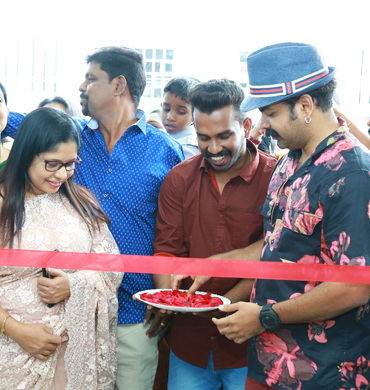 Ima Beauty Parlour And Beauty Spa in Irinjalakuda and Perinjanam, Thrissur. Beauty saloon, Beauty Clinic, Services - Bridal Makeup, Wedding makeup, PEDICURE, MANICURE, Nail Art, Full body waxing, Hair Colouring, Hair styling, Pimple Treatment, Hair Spa, Hair treatment