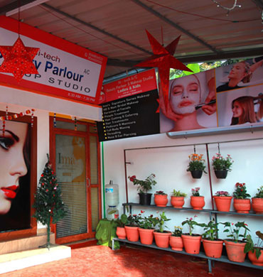 Ima Beauty Parlour And Beauty Spa in Irinjalakuda and Perinjanam, Thrissur. Beauty saloon, Beauty Clinic, Services - Bridal Makeup, Wedding makeup, PEDICURE, MANICURE, Nail Art, Full body waxing, Hair Colouring, Hair styling, Pimple Treatment, Hair Spa, Hair treatment